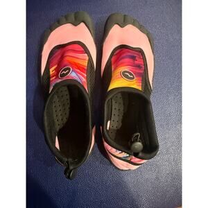 Norte brand water shoes